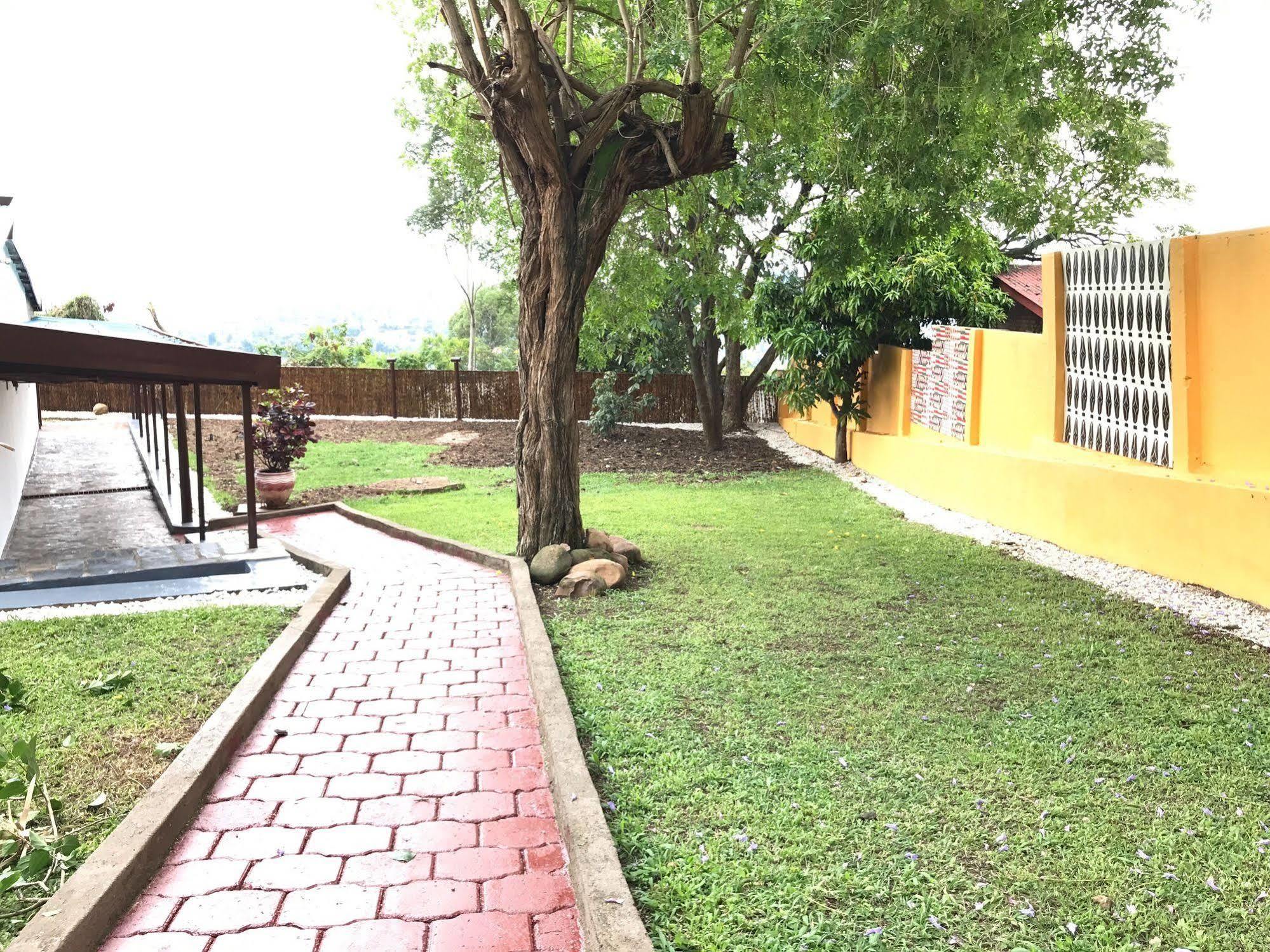 Inside Afrika Boutique Hotel Kigali Exterior foto